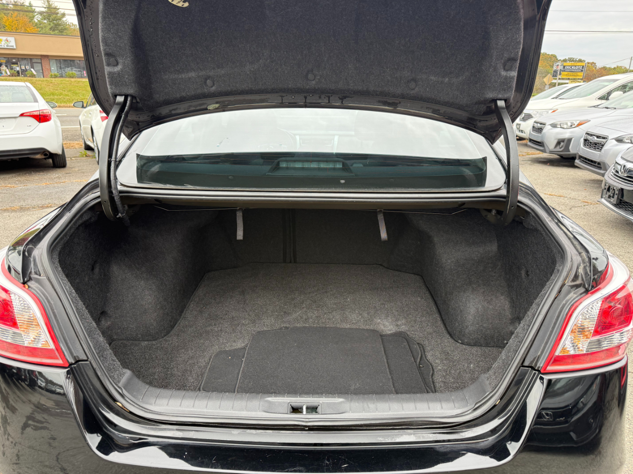 Nissan Altima 4dr Sdn I4 2.5 SV 2013 Nissan Altima 4dr Sdn I4 2.5 SV 2013