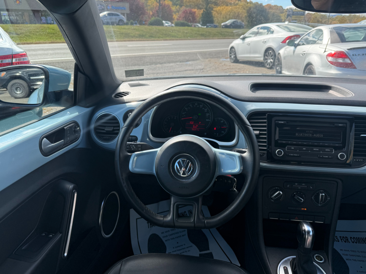 Volkswagen Beetle 2dr Cpe Auto 2.5L PZEV 2012 Volkswagen Beetle 2dr Cpe Auto 2.5L PZEV 2012