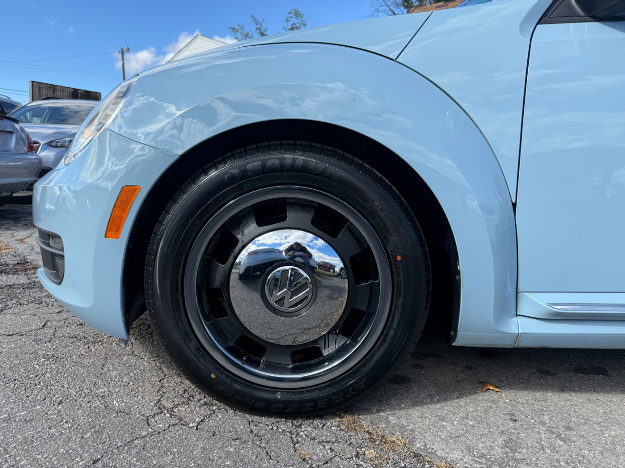 Volkswagen Beetle 2dr Cpe Auto 2.5L PZEV 2012 Volkswagen Beetle 2dr Cpe Auto 2.5L PZEV 2012