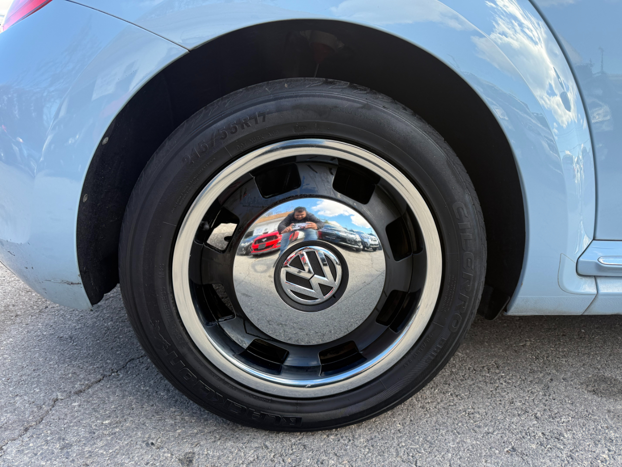 Volkswagen Beetle 2dr Cpe Auto 2.5L PZEV 2012 Volkswagen Beetle 2dr Cpe Auto 2.5L PZEV 2012