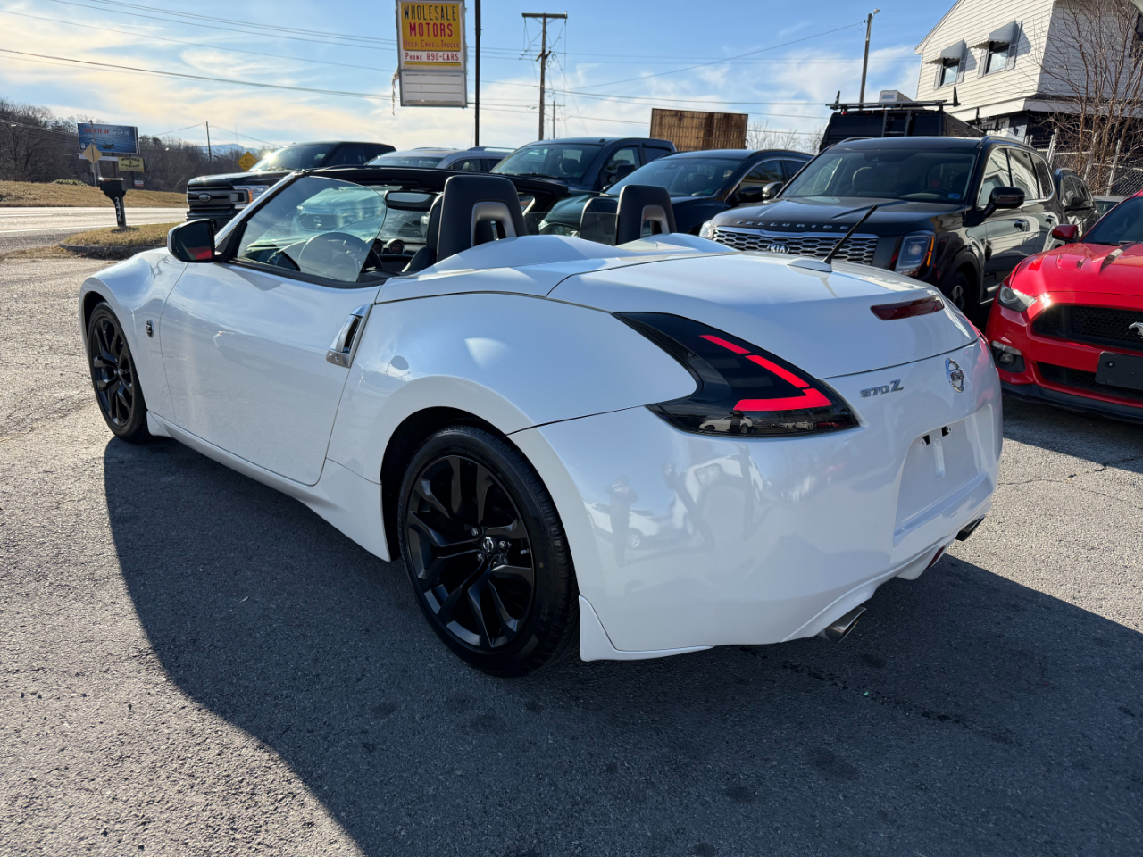Nissan 370Z Roadster Touring Auto 2017