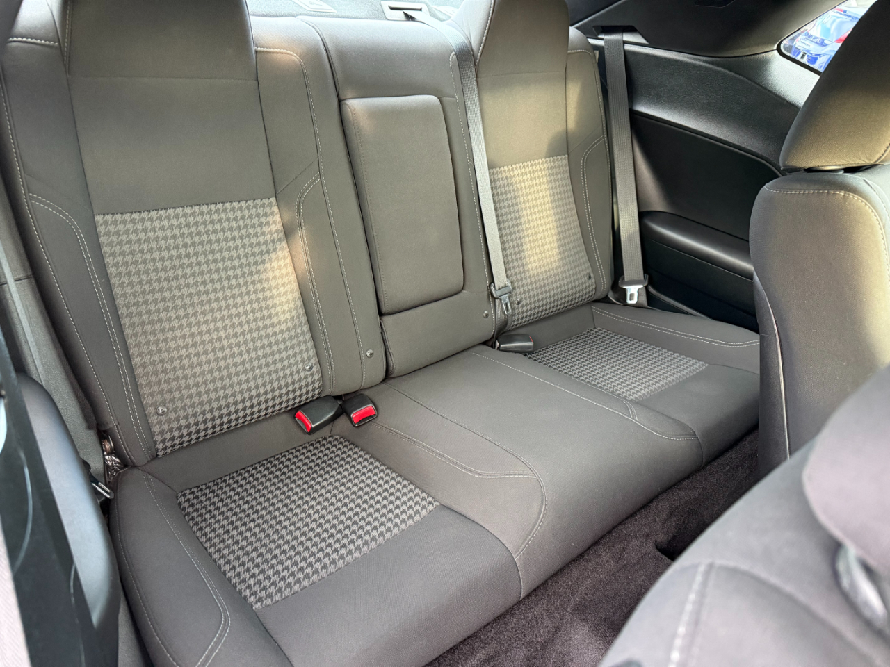 Dodge Challenger SXT RWD 2018