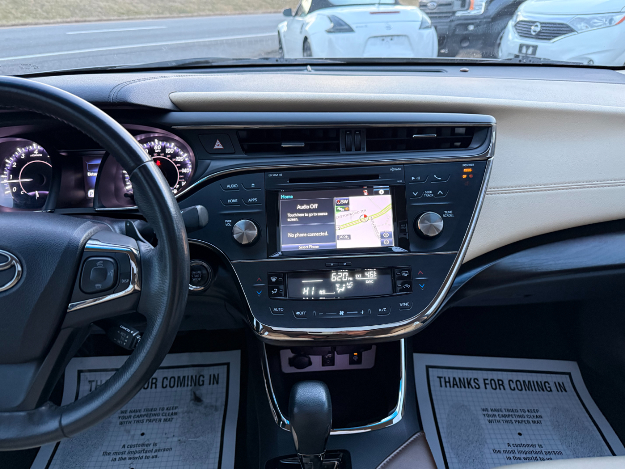 Toyota Avalon 4dr Sdn XLE Premium (Natl) 2016