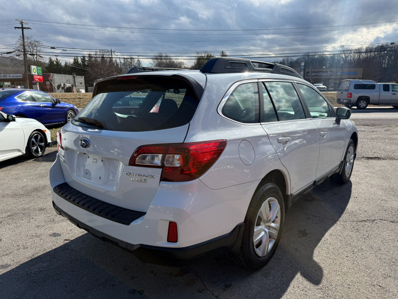 Subaru Outback 4dr Wgn 2.5i PZEV 2015