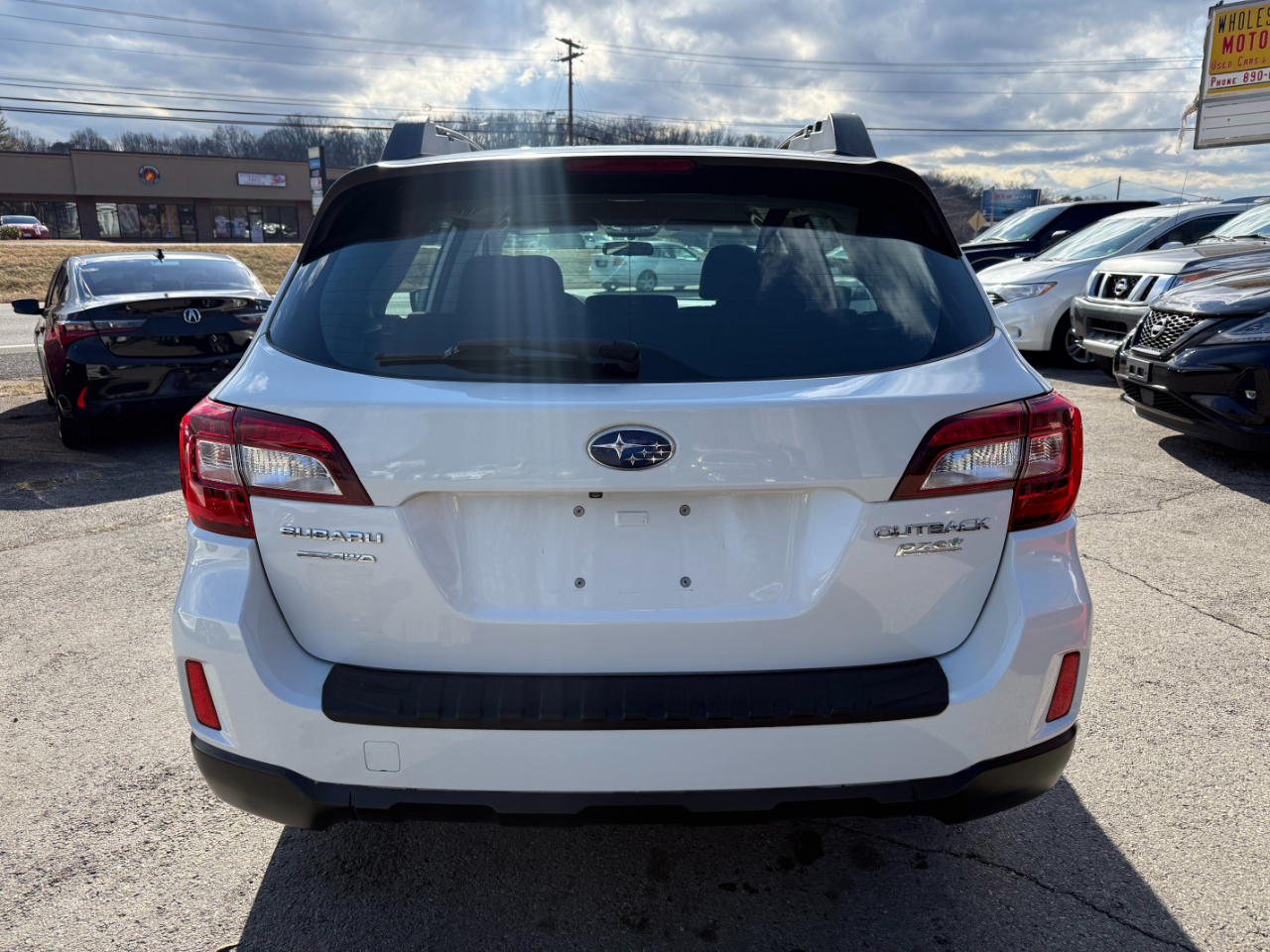 Subaru Outback 4dr Wgn 2.5i PZEV 2015