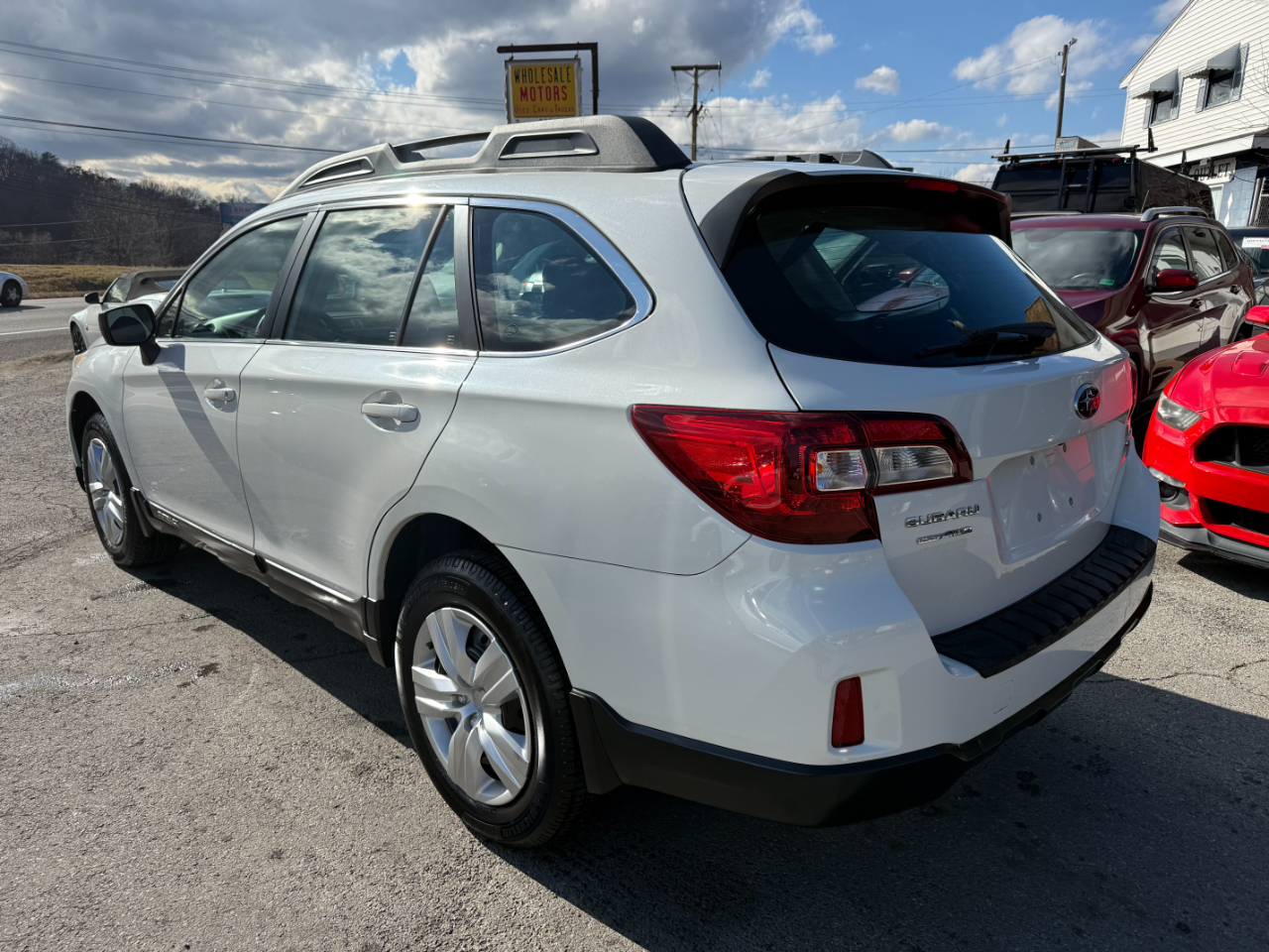 Subaru Outback 4dr Wgn 2.5i PZEV 2015