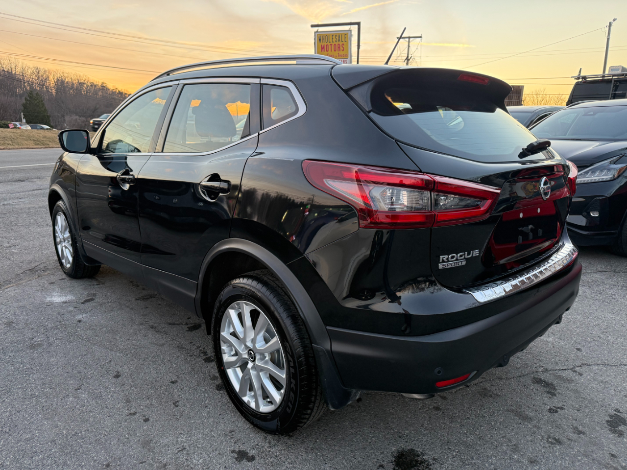 Nissan Rogue Sport FWD SV 2021