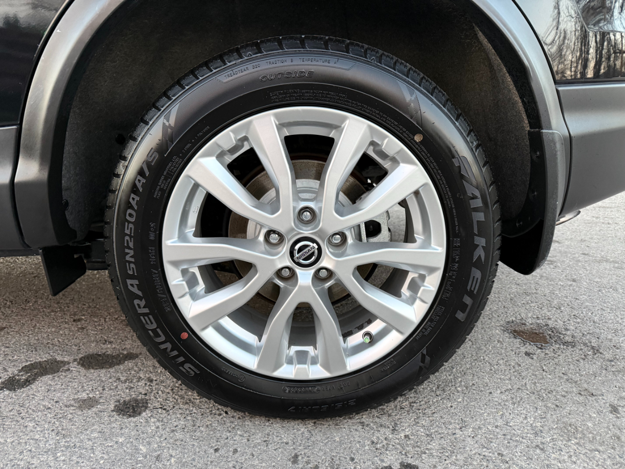 Nissan Rogue Sport FWD SV 2021