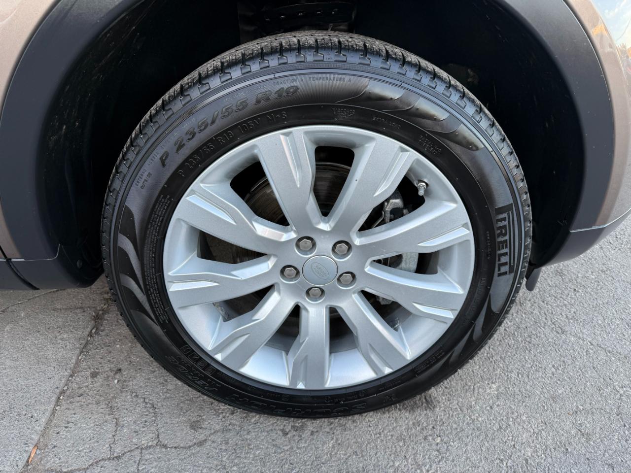 Land Rover Discovery Sport  2016