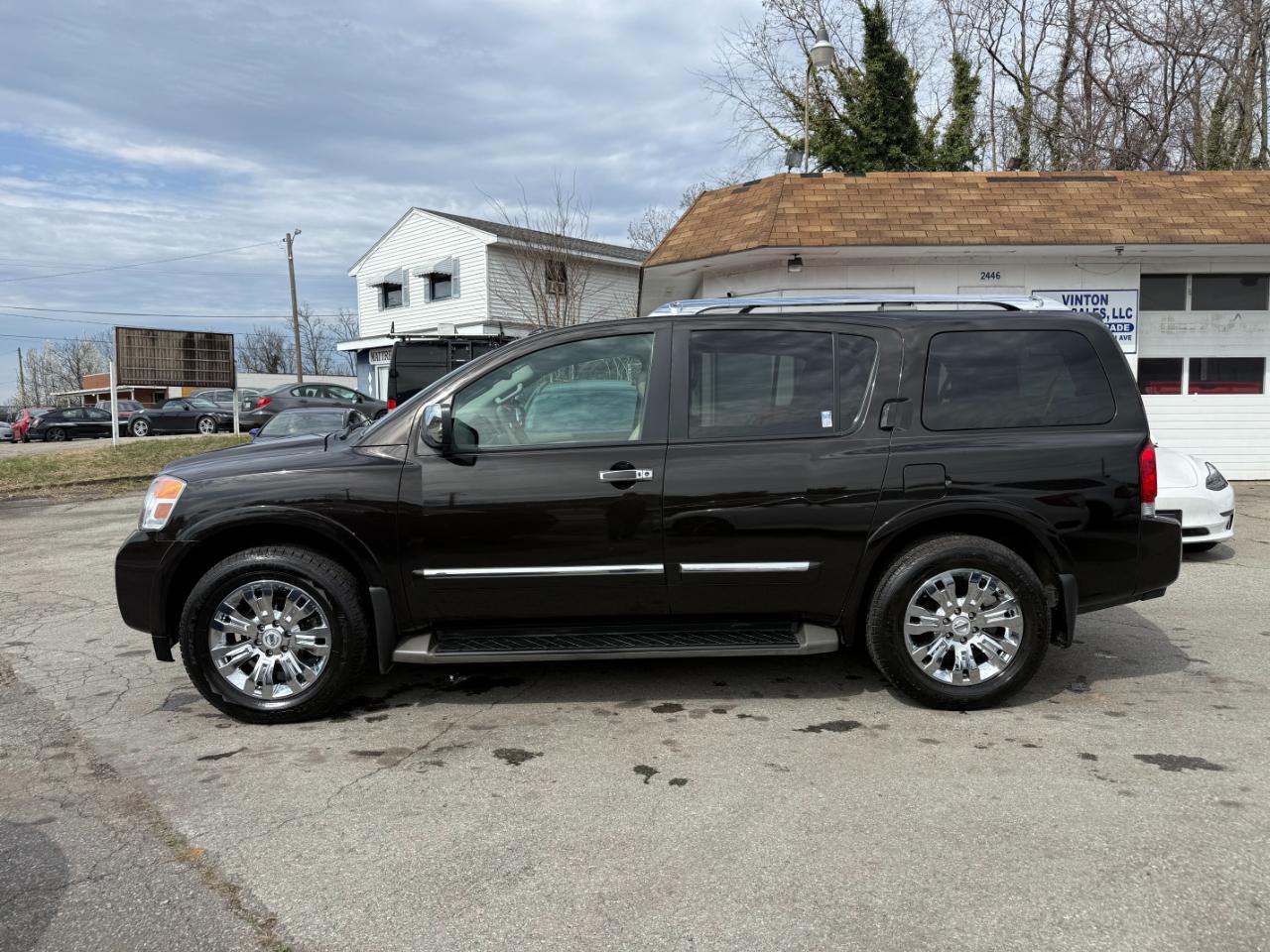 Nissan Armada  2015