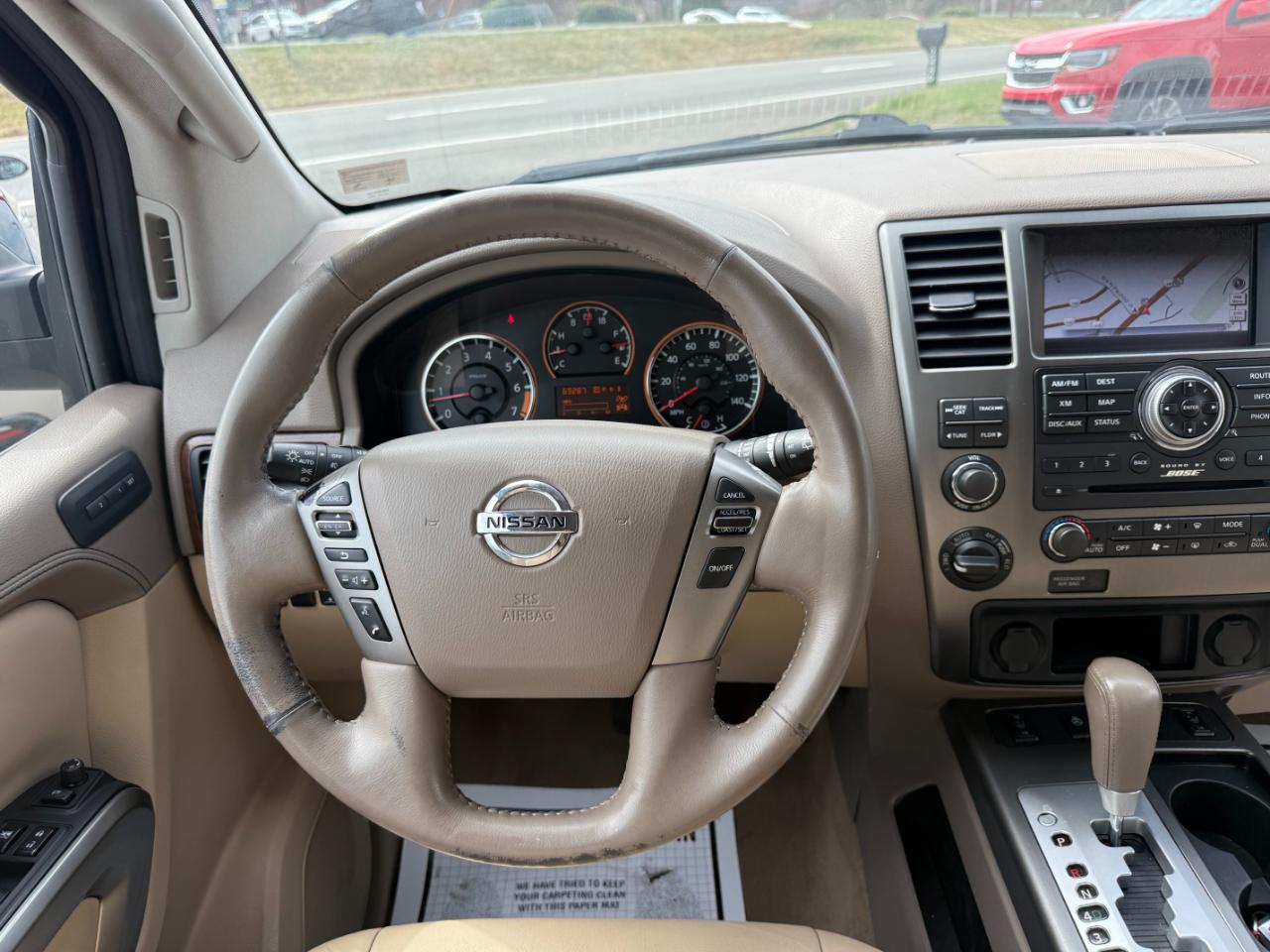 Nissan Armada  2015
