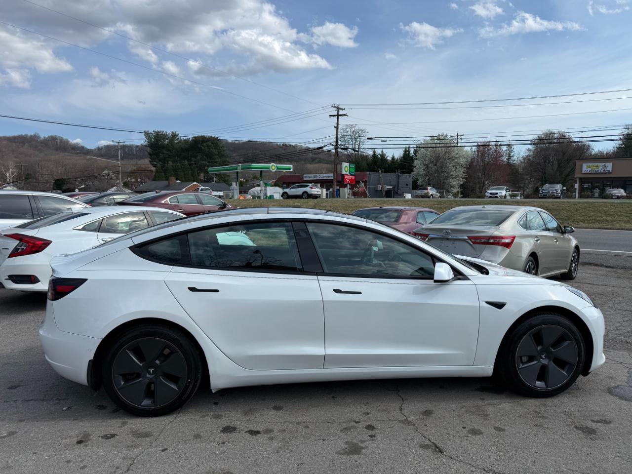Tesla Model 3 Standard Range Plus RWD 2021