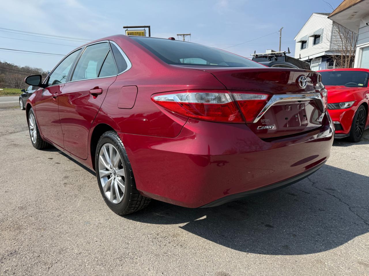 Toyota Camry XLE Auto (Natl) 2017