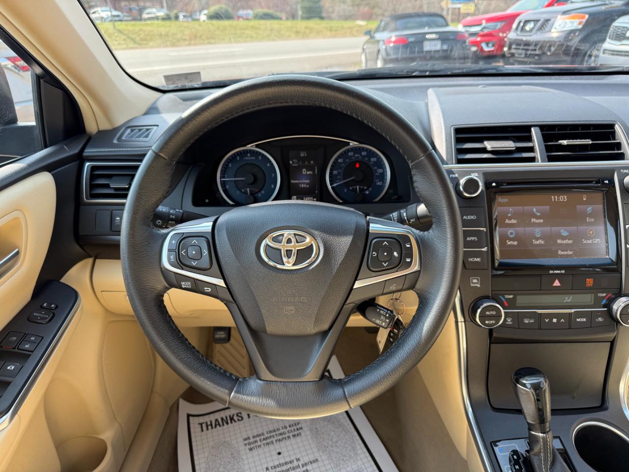 Toyota Camry XLE Auto (Natl) 2017
