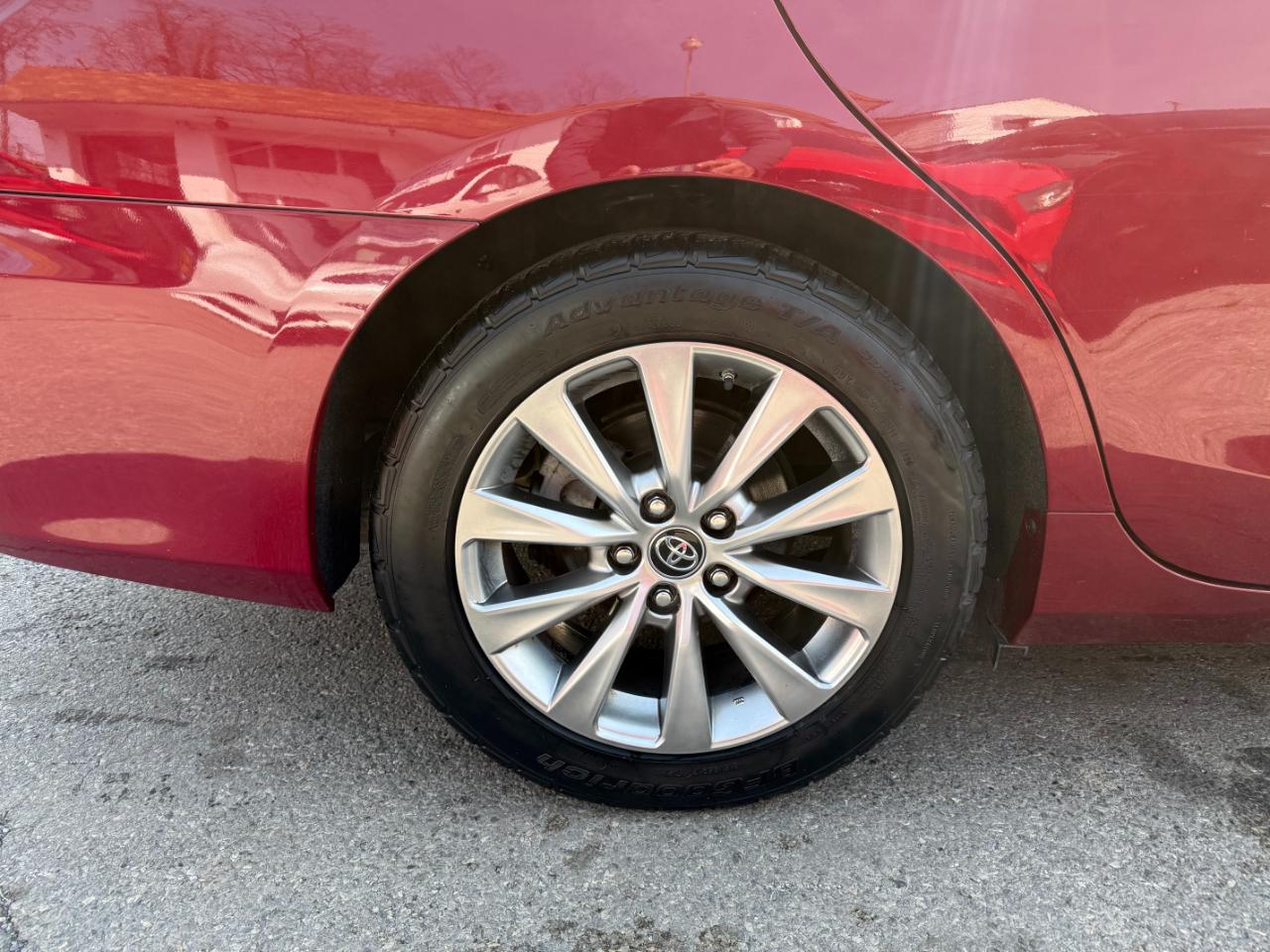 Toyota Camry XLE Auto (Natl) 2017