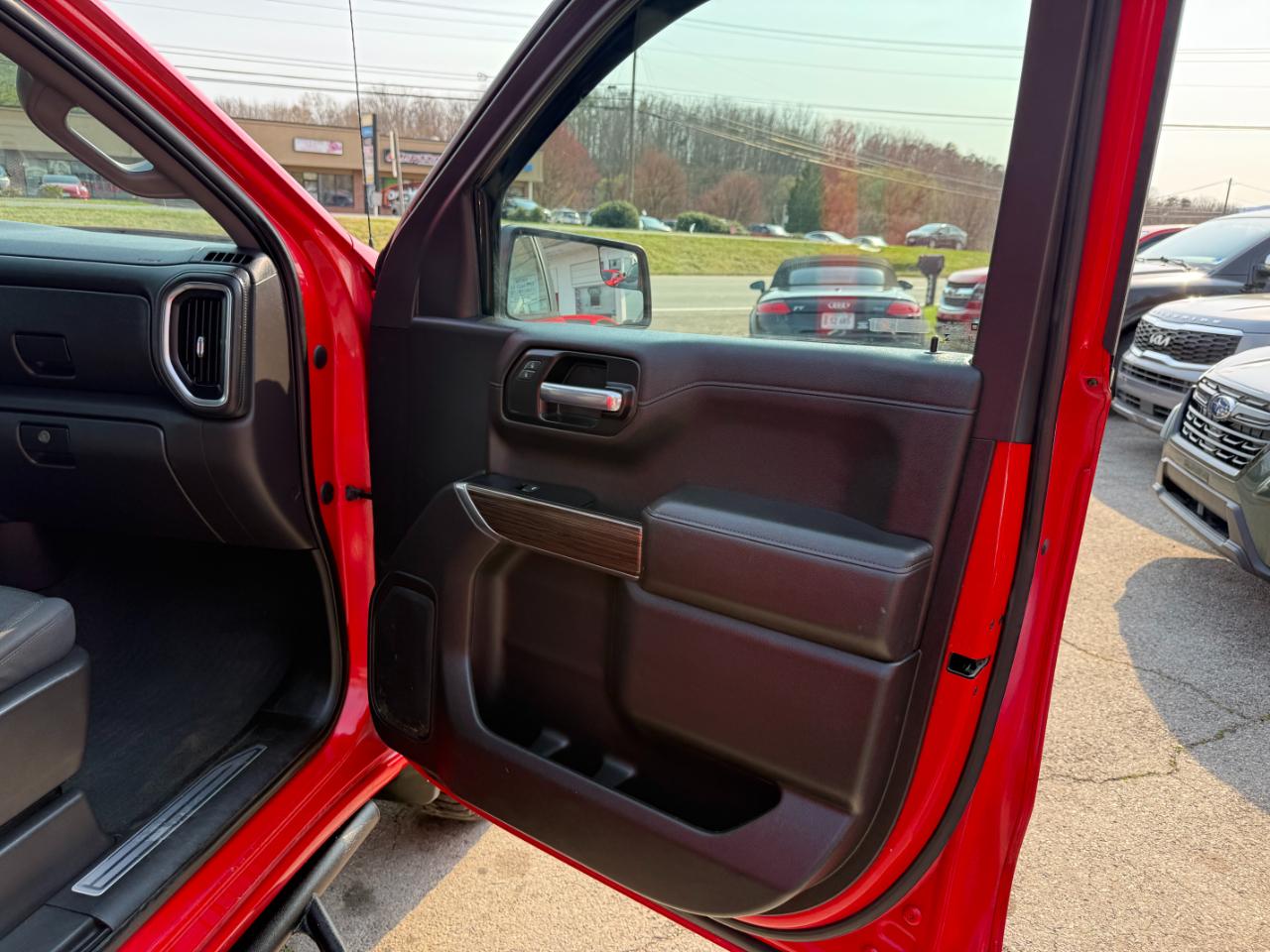 Chevrolet Silverado 1500 4WD Crew Cab 147" LT Trail Boss 2021