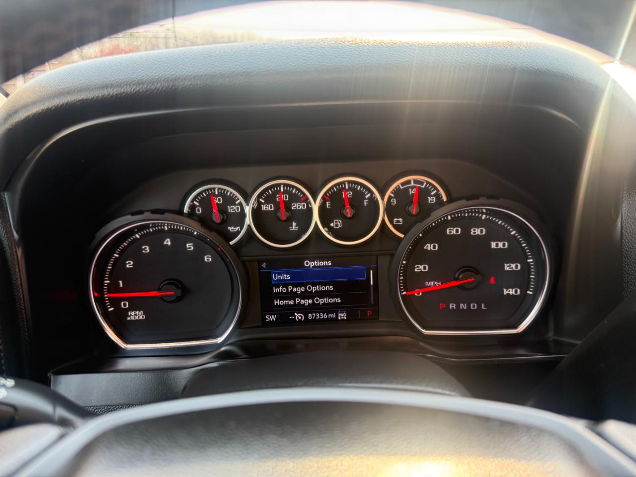 Chevrolet Silverado 1500 4WD Crew Cab 147" LT Trail Boss 2021