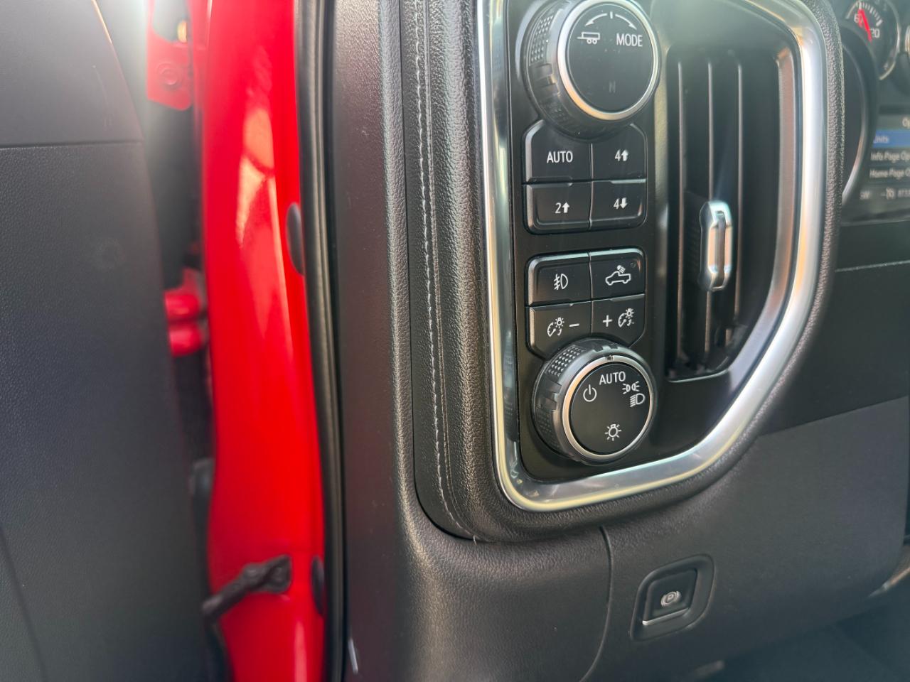 Chevrolet Silverado 1500 4WD Crew Cab 147" LT Trail Boss 2021