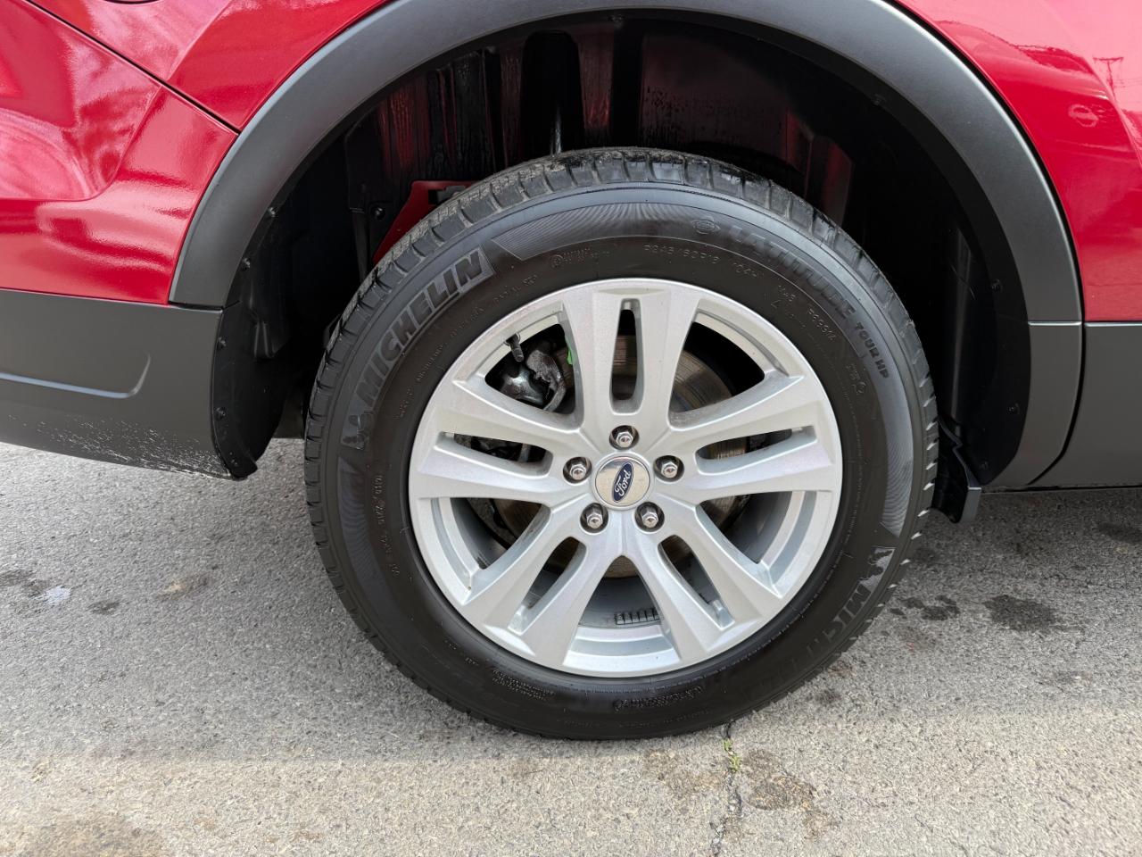 Ford Explorer XLT 4WD 2019