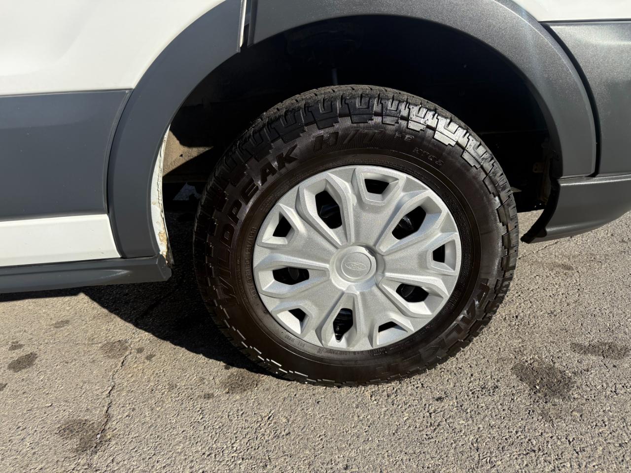 Ford Transit Van T-250 130" Low Rf 9000 GVWR Swing-Out RH Dr 2018