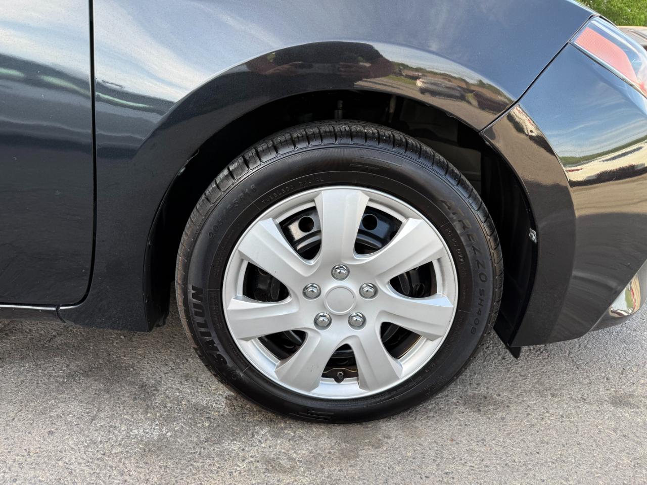 Toyota Corolla LE Premium 4D Sedan 2015