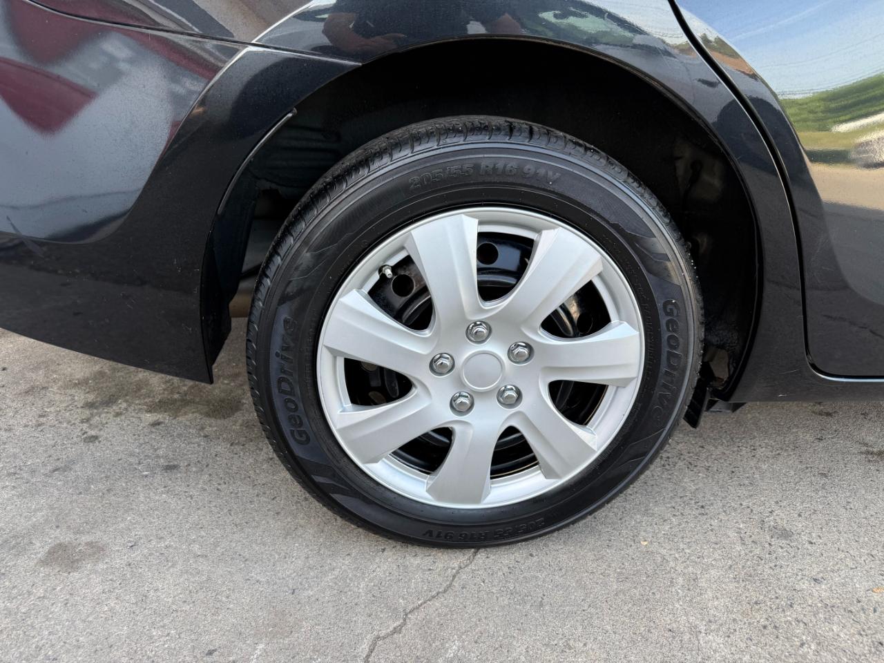 Toyota Corolla LE Premium 4D Sedan 2015