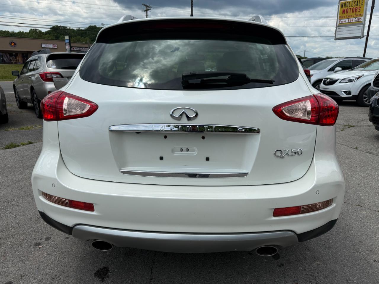 Infiniti QX50 LUXE AWD 2016