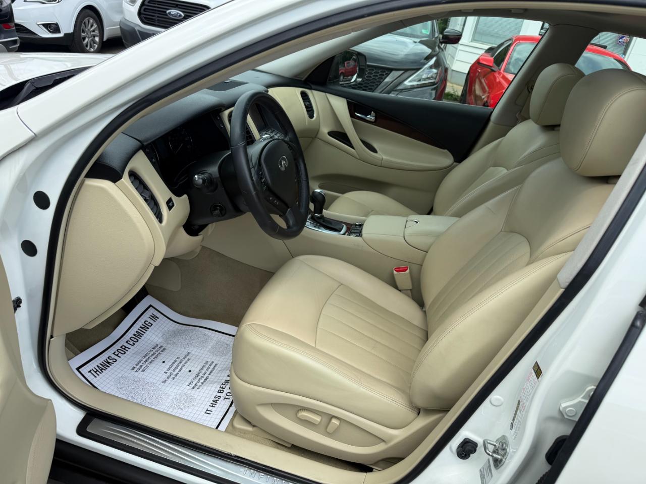 Infiniti QX50 LUXE AWD 2016