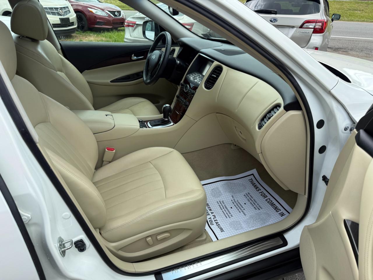 Infiniti QX50 LUXE AWD 2016