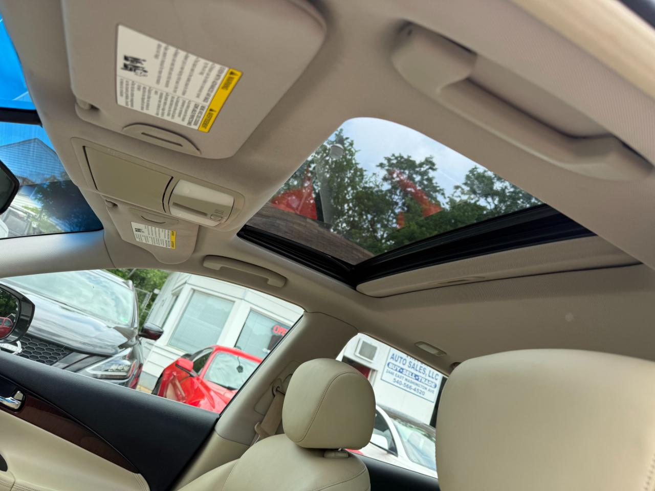 Infiniti QX50 LUXE AWD 2016
