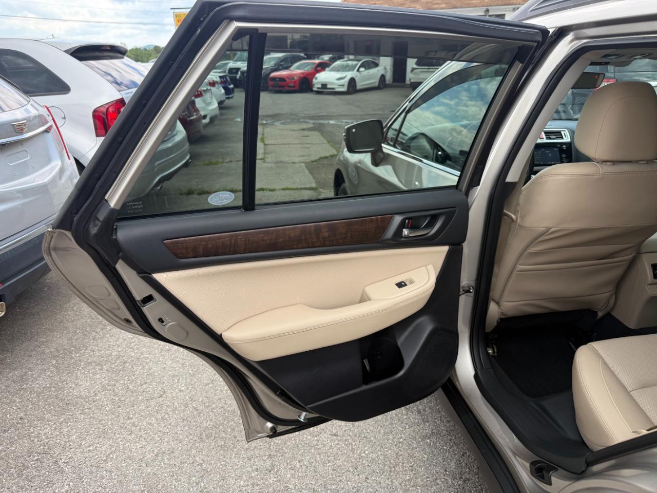 Subaru Outback 2.5i Limited 2017