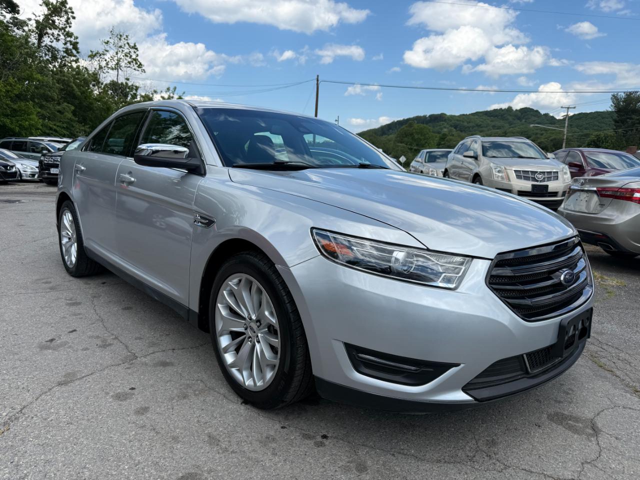 Ford Taurus Limited 2017