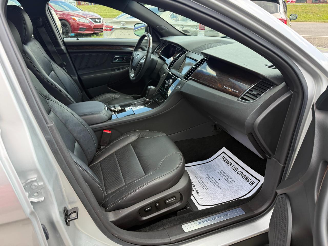 Ford Taurus Limited 2017