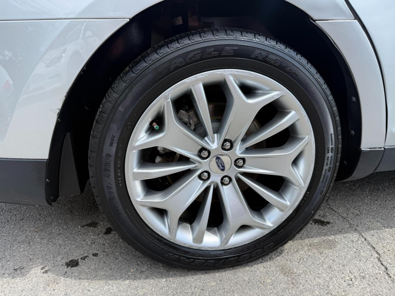 Ford Taurus Limited 2017