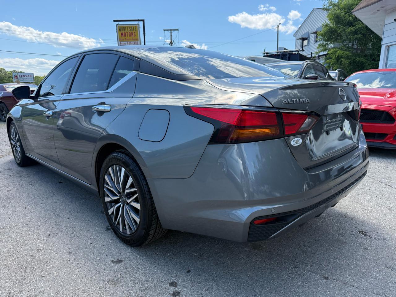 Nissan Altima 2.5 SV Sedan 2023