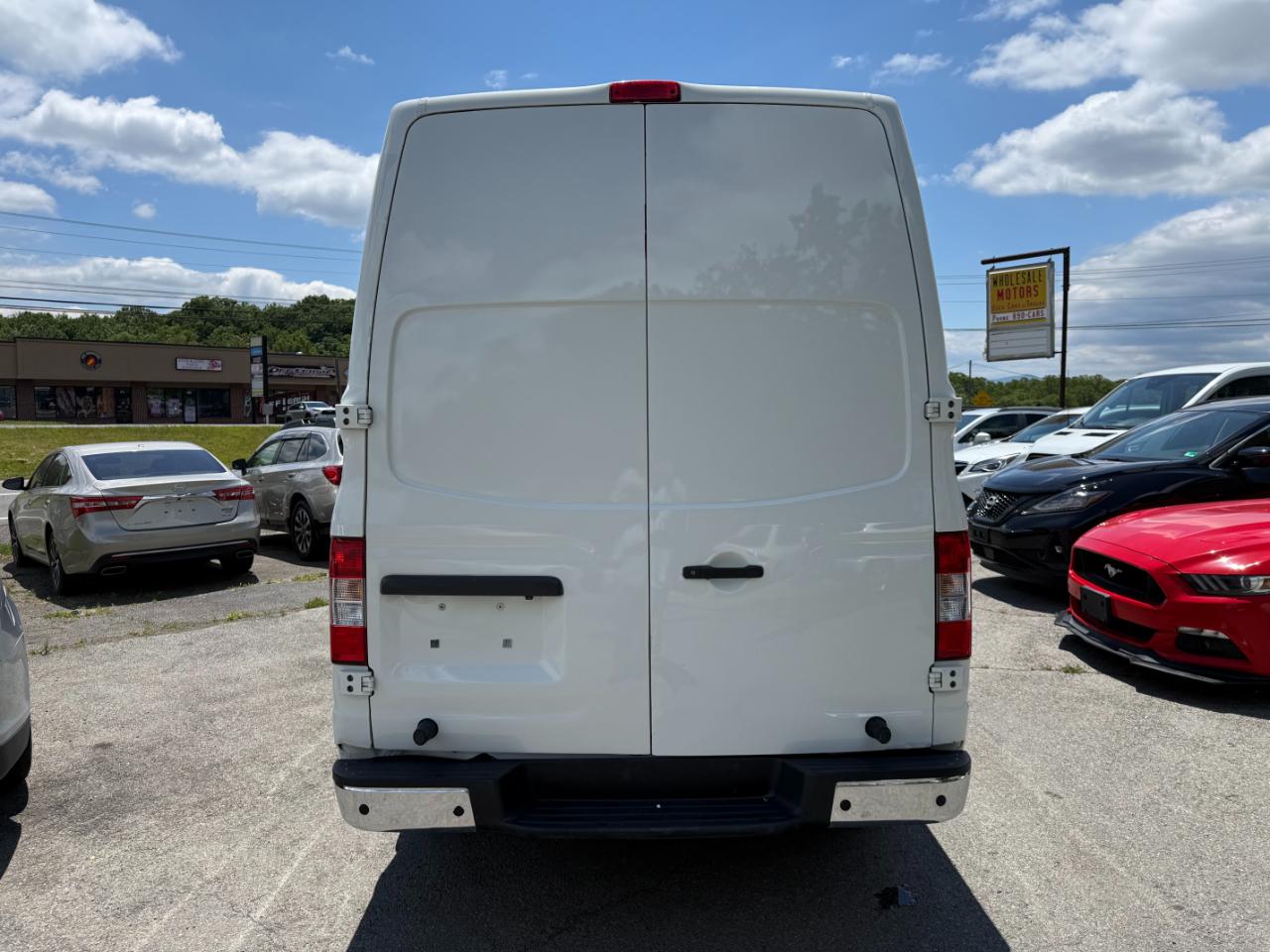 Nissan NV Cargo NV2500 HD High Roof V6 SV 2021