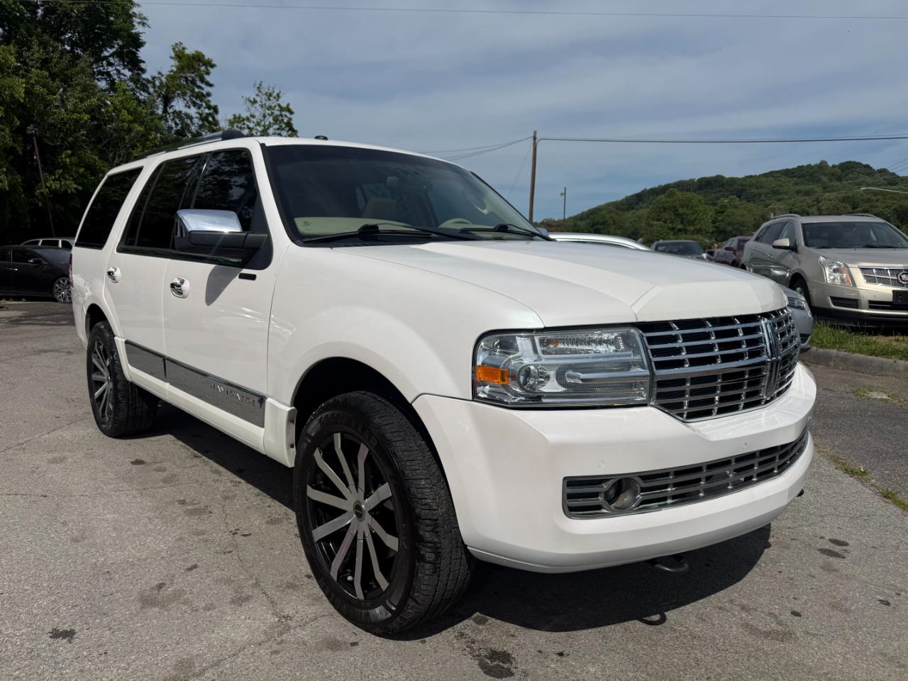 Lincoln Navigator 4WD Luxury 2010