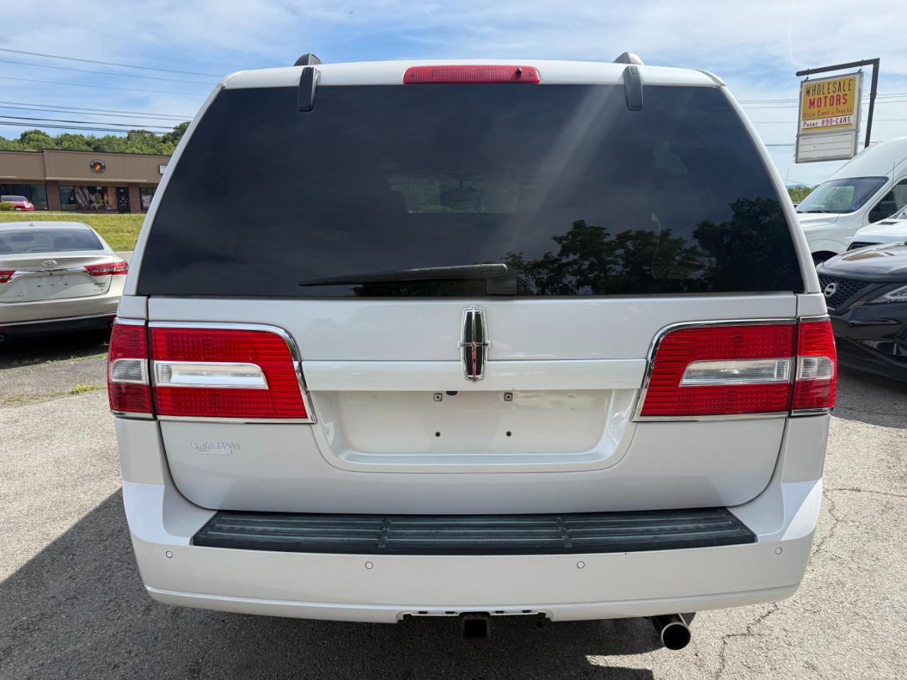 Lincoln Navigator 4WD Luxury 2010