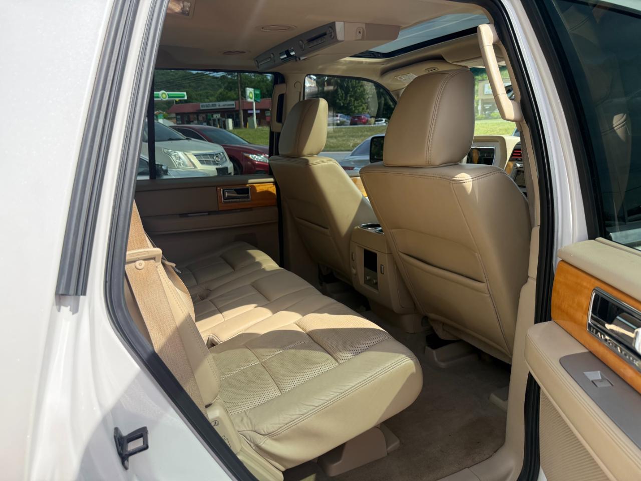 Lincoln Navigator 4WD Luxury 2010