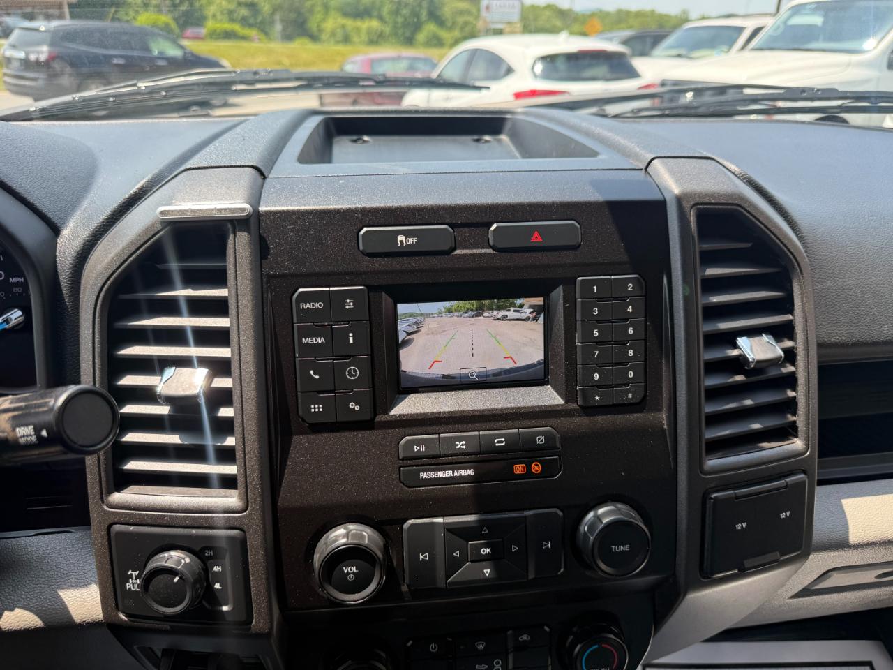 Ford Super Duty F-250 SRW XL 4WD Crew Cab 8' Box 2022