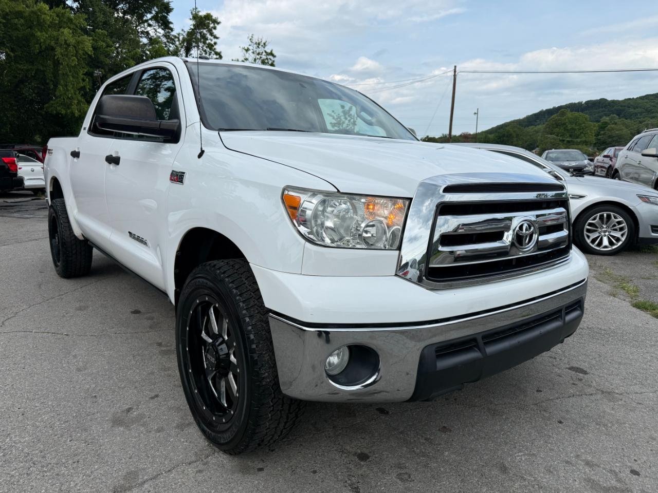 Toyota Tundra 4WD  2013