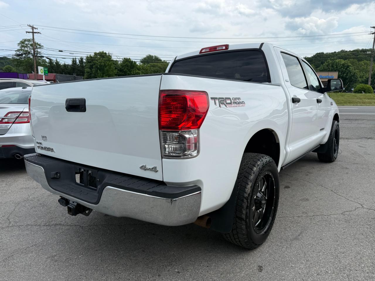 Toyota Tundra 4WD  2013