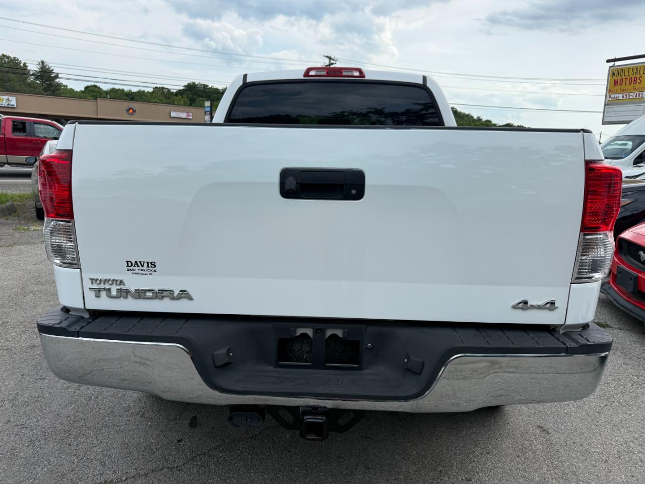 Toyota Tundra 4WD  2013