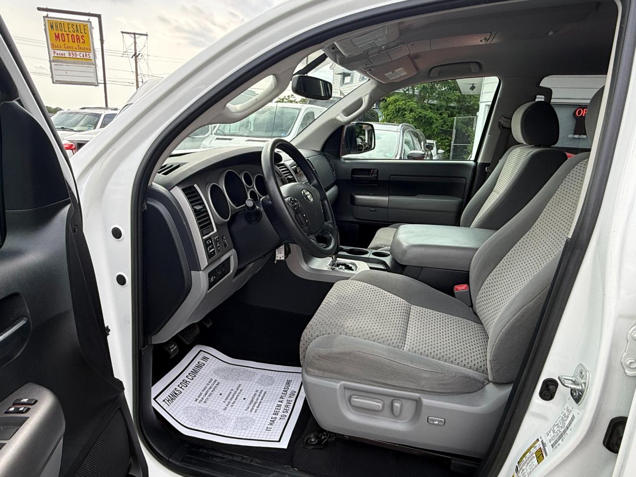 Toyota Tundra 4WD  2013