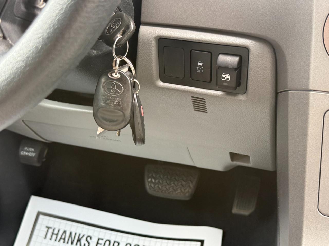 Toyota Tundra 4WD  2013
