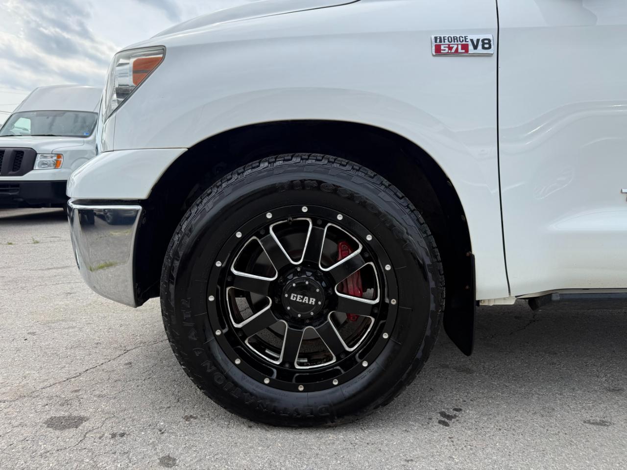 Toyota Tundra 4WD  2013