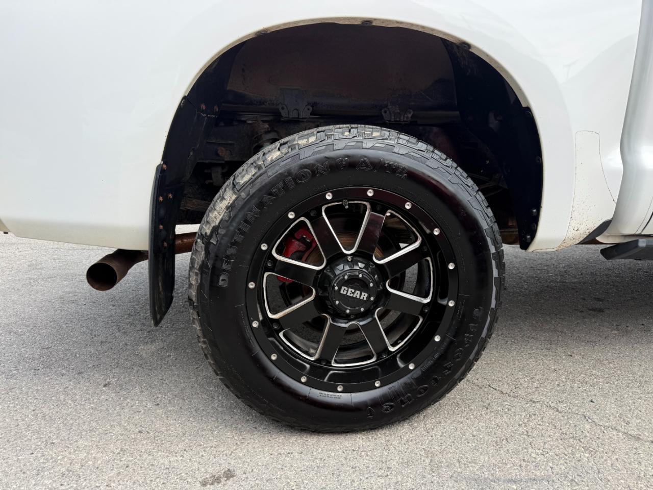 Toyota Tundra 4WD  2013