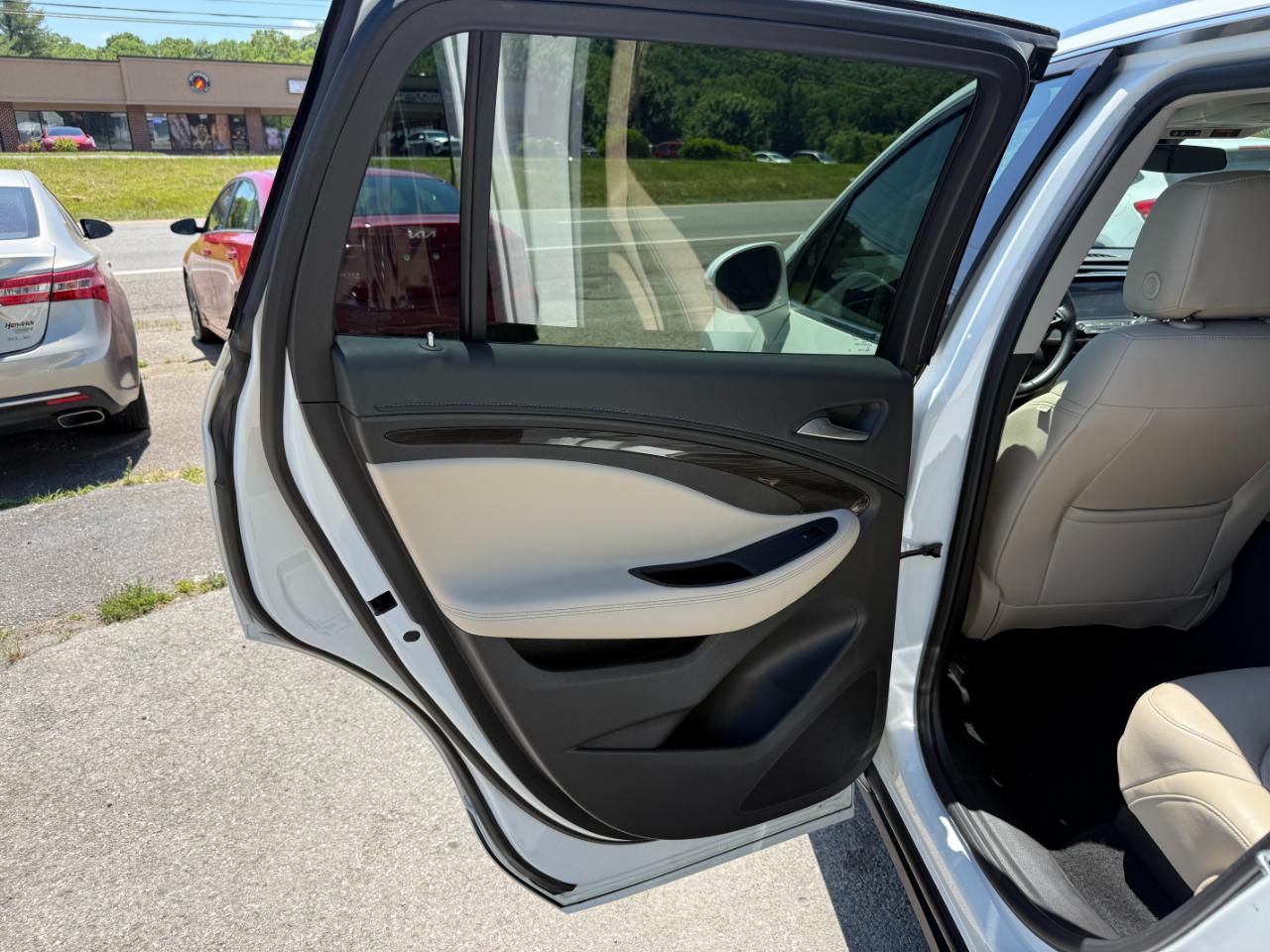 Buick Envision Essence 2020