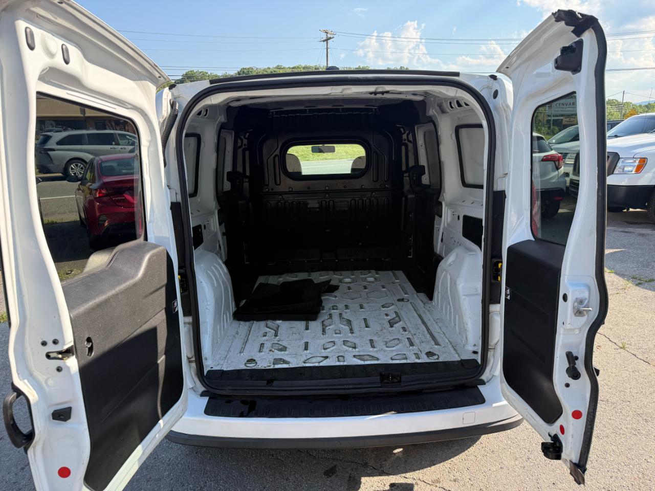 RAM ProMaster City Cargo Van Tradesman SLT Van 2018