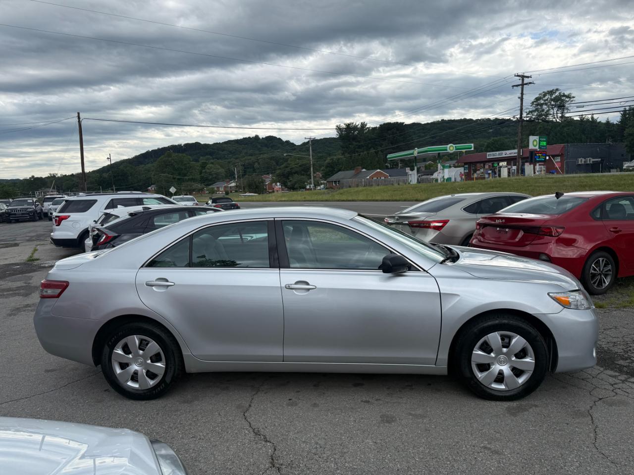 Toyota Camry LE 2011